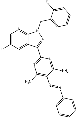 2-[5-फ्लोरो-1-(2-फ्लोरोबेन्जिल)-1H-pyrazolo[3,4-b]pyridin-3-yl]-5-[(E)-phenyldiazenyl]pyrimidine-4,6-diamine